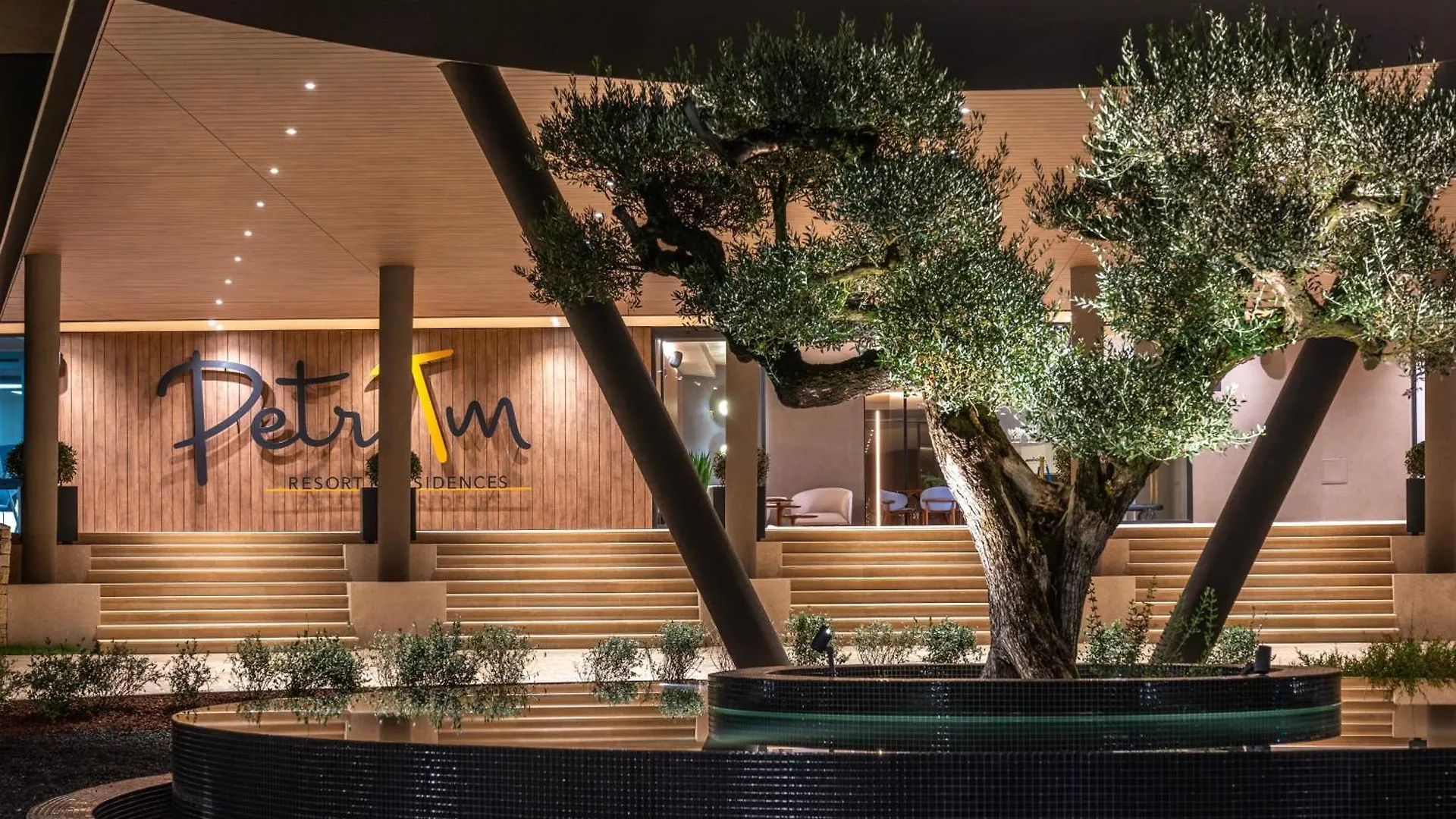 Aparthotel Petram Resort & Residences