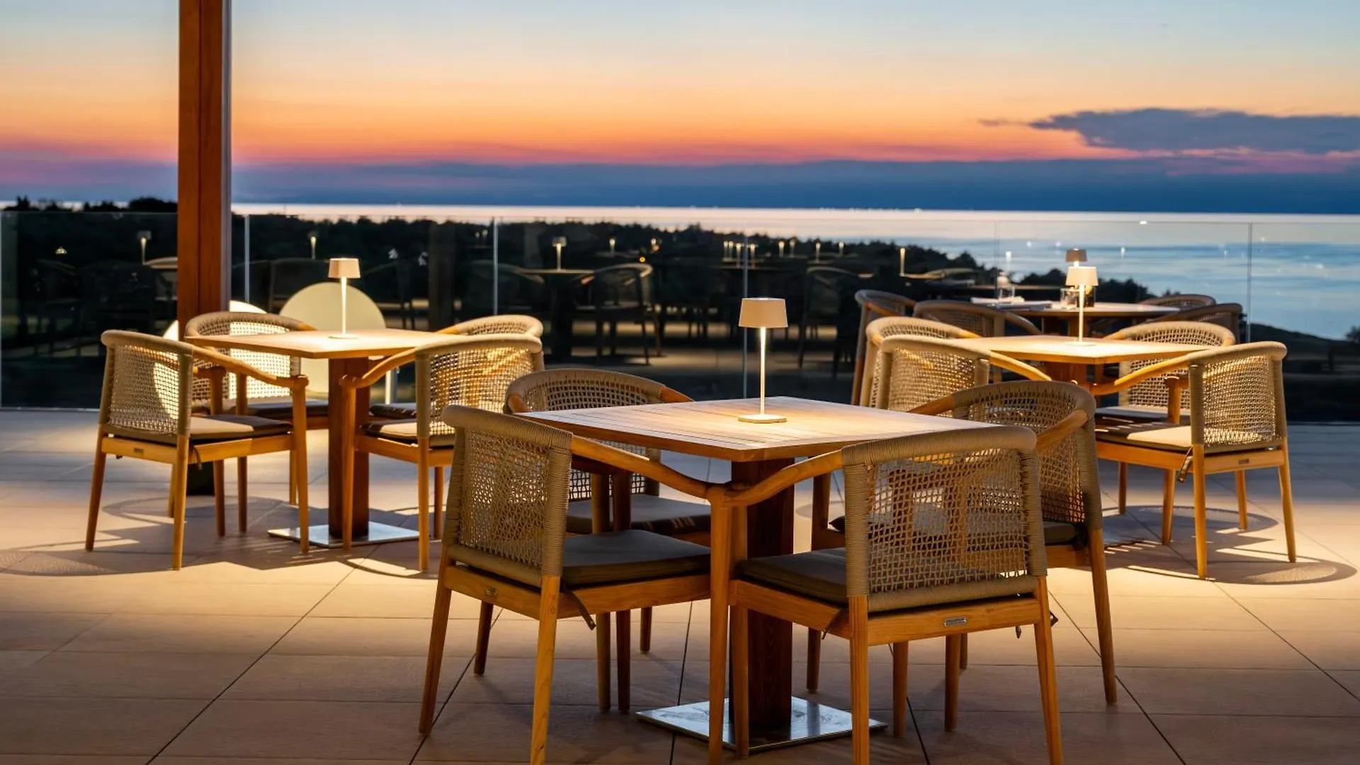 Petram Resort & Residences 萨武德里亚