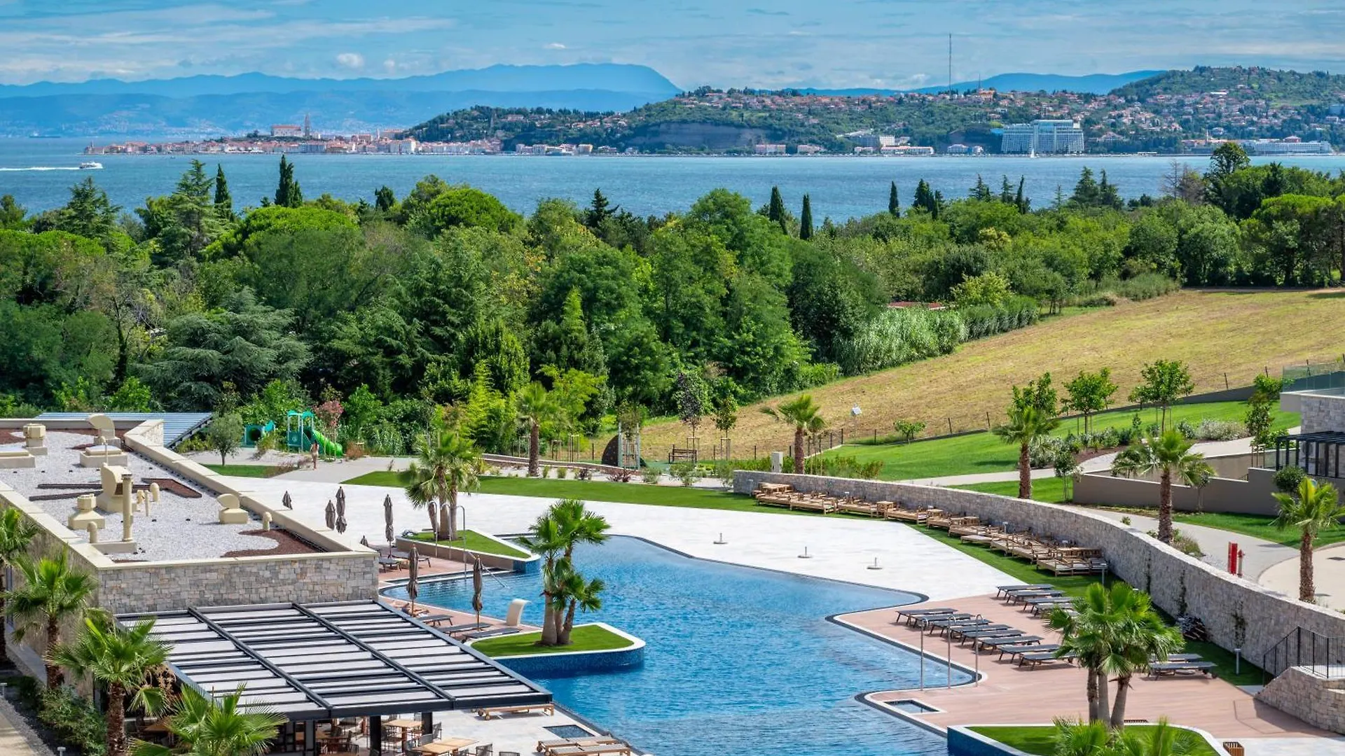 Petram Resort & Residences