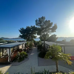 Prázdninový areál Dalmaris Camp - Prestige Mobile Homes